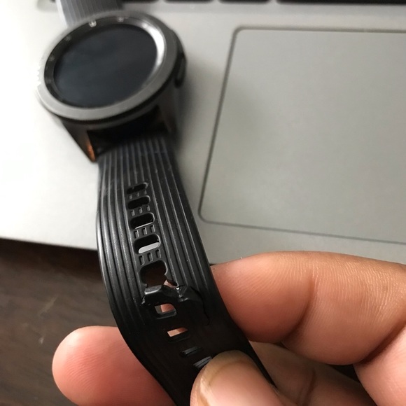 Samsung Galaxy Watch 42mm - Picture 4 of 4